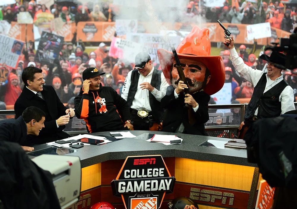b12-college-gamedays